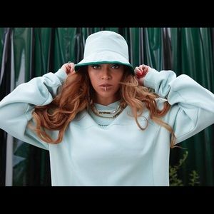 Ivy Park crew neck sweat shirt